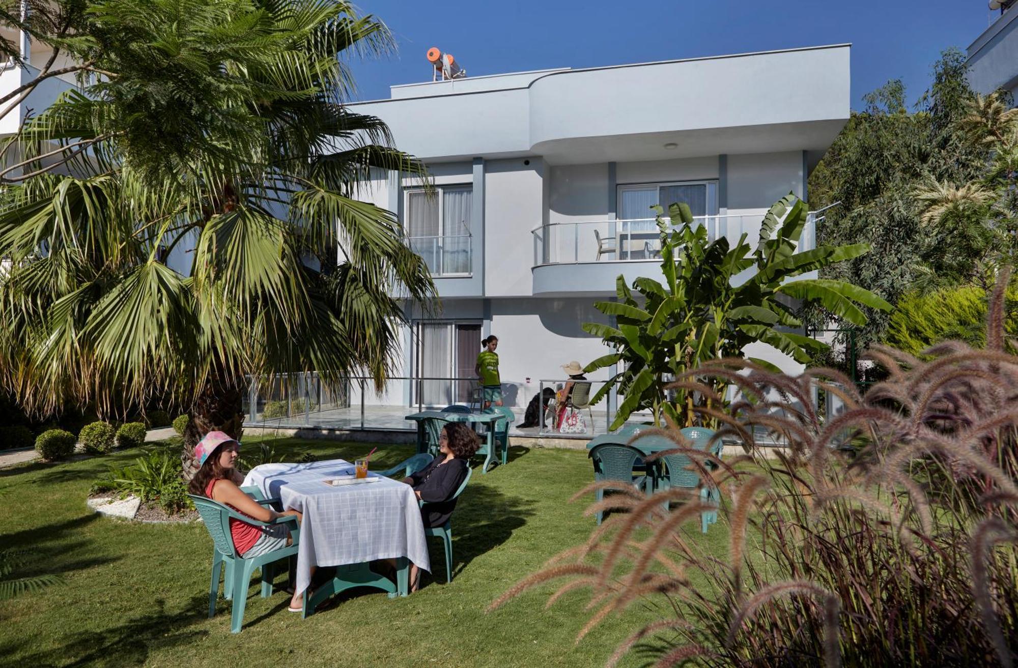 Palmiyem Apart Otel Seferihisar Exterior photo